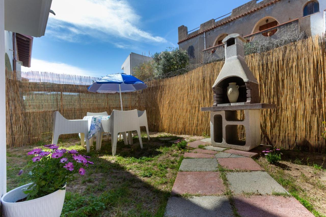 Residence Fior Di Sulcis Calasetta Exterior photo