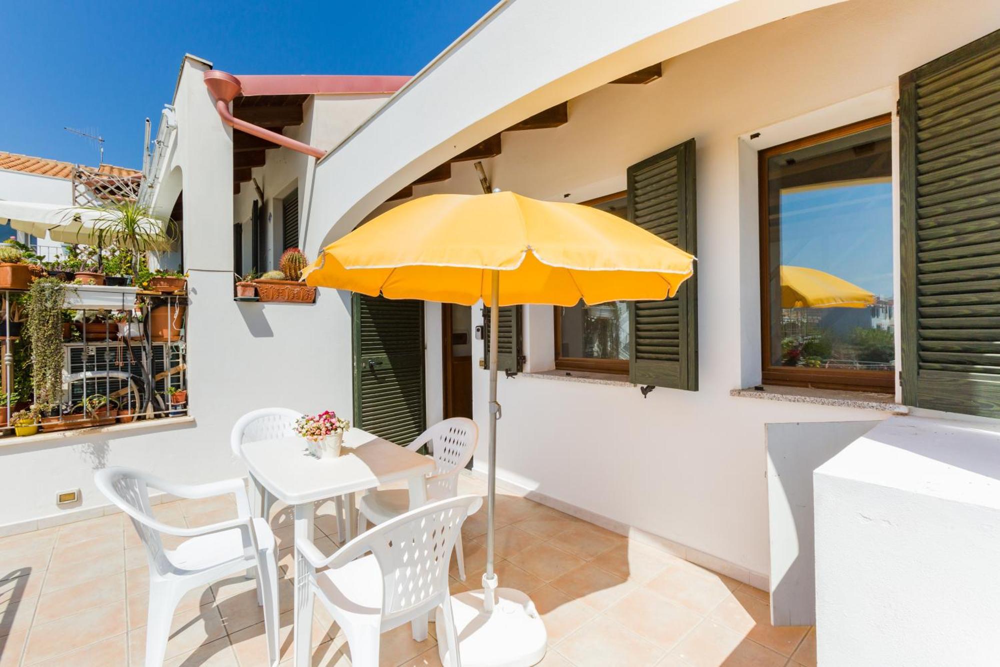 Residence Fior Di Sulcis Calasetta Exterior photo